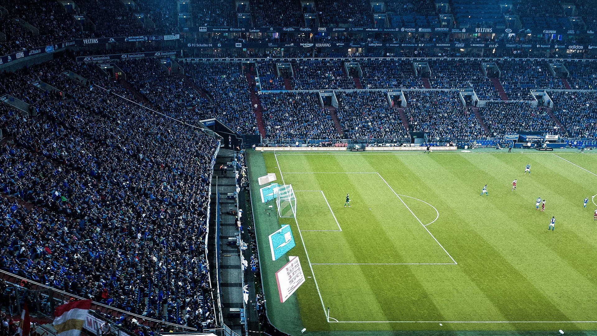 _赛事现场的灯光与音效技术创新_，正规赛事中对灯光的要求